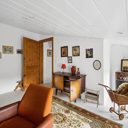Holiday home Stunning In With Wi-fi Sallgast