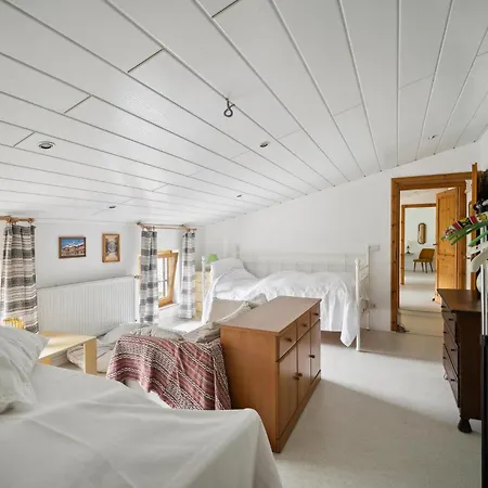 Stunning In With Wi-fi Holiday home